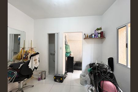 Casa à venda com 270m², 3 quartos e 1 vaga Casa à venda com 270m², 3 quartos e 1 vagaSala de Serviço