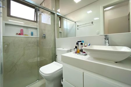 Apartamento à venda com 87m², 3 quartos e 2 vagas Apartamento à venda com 87m², 3 quartos e 2 vagasBanheiro da Suíte