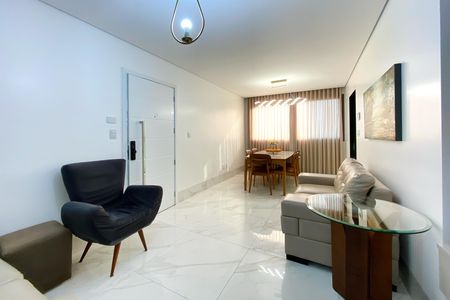 Apartamento à venda com 87m², 3 quartos e 2 vagas Apartamento à venda com 87m², 3 quartos e 2 vagasSala