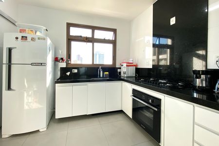 Apartamento à venda com 87m², 3 quartos e 2 vagas Apartamento à venda com 87m², 3 quartos e 2 vagasCozinha
