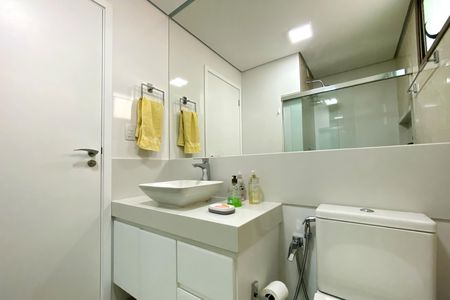 Apartamento à venda com 87m², 3 quartos e 2 vagas Apartamento à venda com 87m², 3 quartos e 2 vagasBanheiro