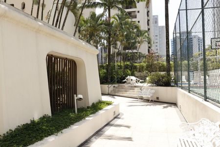 Apartamento à venda com 170m², 4 quartos e 2 vagas