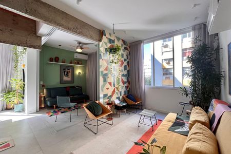 Apartamento à venda com 80m², 1 quarto e sem vagaSala 