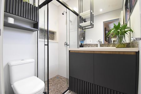 Apartamento à venda com 96m², 2 quartos e 2 vagasBanheiro da Suíte