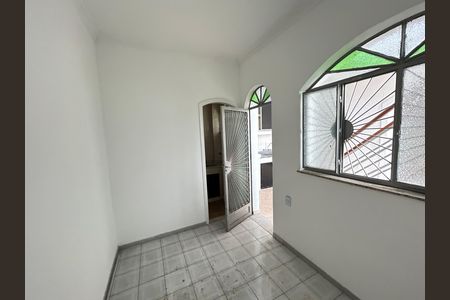 Casa à venda com 327m², 4 quartos e 1 vagaQuarto de Serviço