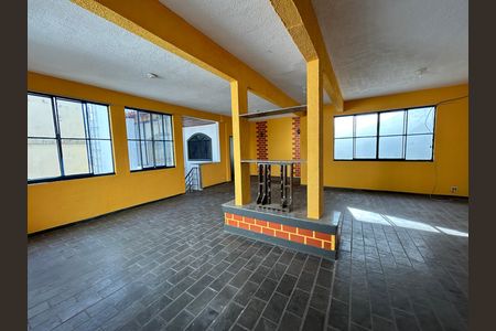 Casa à venda com 327m², 4 quartos e 1 vagaTerraço