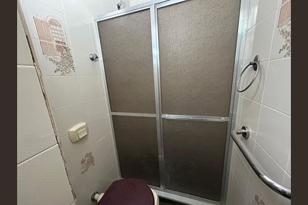 Casa à venda com 327m², 4 quartos e 1 vagaBanheiro da Suíte