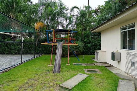 Apartamento para alugar com 45m², 2 quartos e 1 vaga Apartamento para alugar com 45m², 2 quartos e 1 vagaÁrea comum - Playground