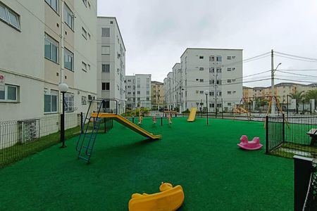 Apartamento para alugar com 45m², 2 quartos e 1 vaga Apartamento para alugar com 45m², 2 quartos e 1 vagaÁrea comum - Playground
