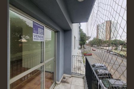 Apartamento à venda com 57m², 2 quartos e 1 vaga Apartamento à venda com 57m², 2 quartos e 1 vagaPlaca
