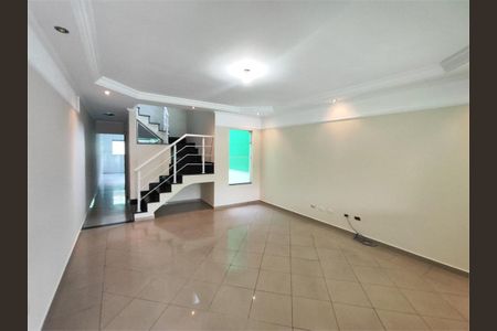 Casa à venda com 3 quartos, 180m² em Vila Camilópolis, Santo André