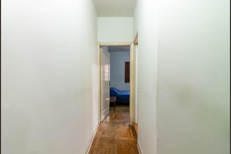Casa à venda com 100m², 2 quartos e 4 vagas Casa à venda com 100m², 2 quartos e 4 vagasCorredor dos Quartos