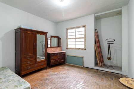 Casa à venda com 100m², 2 quartos e 4 vagas Casa à venda com 100m², 2 quartos e 4 vagasQuarto 2