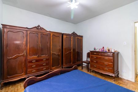 Casa à venda com 100m², 2 quartos e 4 vagas Casa à venda com 100m², 2 quartos e 4 vagasQuarto 1