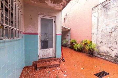 Casa à venda com 100m², 2 quartos e 4 vagas Casa à venda com 100m², 2 quartos e 4 vagasÁrea de Serviço