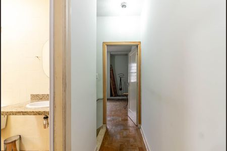Casa à venda com 100m², 2 quartos e 4 vagas Casa à venda com 100m², 2 quartos e 4 vagasCorredor dos Quartos