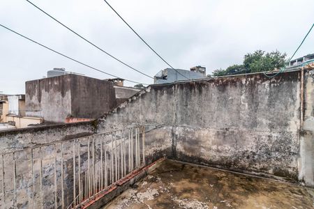 Casa à venda com 100m², 2 quartos e 4 vagas Casa à venda com 100m², 2 quartos e 4 vagasQuintal Superior