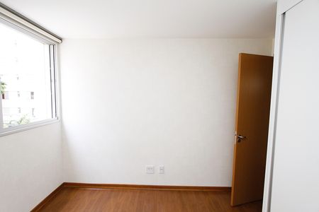 Apartamento à venda com 105m², 3 quartos e 2 vagasQuarto 1