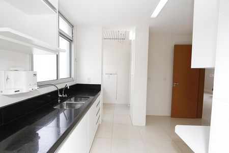 Apartamento à venda com 105m², 3 quartos e 2 vagasCozinha