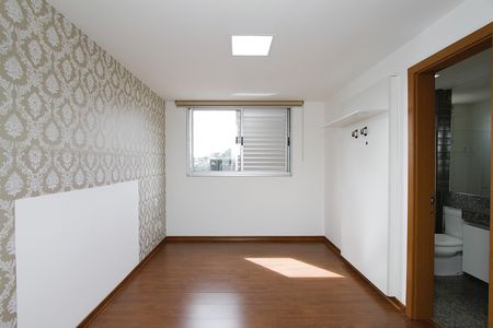 Apartamento à venda com 105m², 3 quartos e 2 vagasQuarto 3 - Suíte