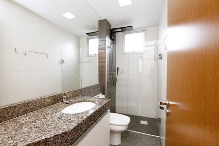 Apartamento à venda com 105m², 3 quartos e 2 vagasBanheiro Social