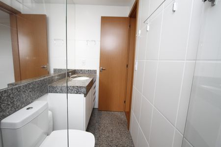 Apartamento à venda com 105m², 3 quartos e 2 vagasBanheiro da Suíte