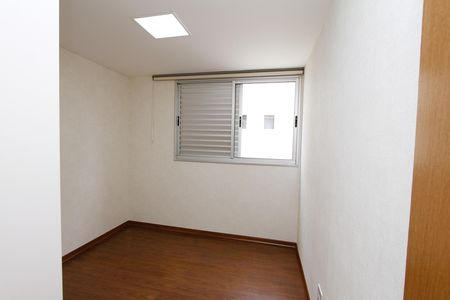 Apartamento à venda com 105m², 3 quartos e 2 vagasQuarto 1