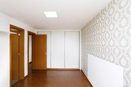 Apartamento à venda com 105m², 3 quartos e 2 vagasQuarto 3 - Suíte