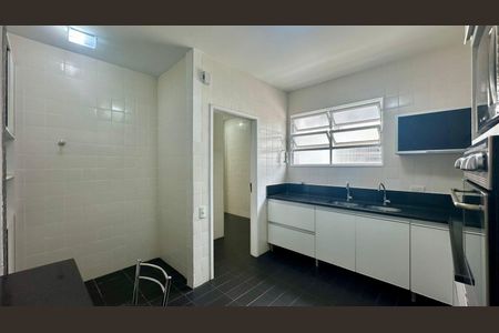 Apartamento à venda com 395m², 4 quartos e 2 vagas Apartamento à venda com 395m², 4 quartos e 2 vagasCozinha