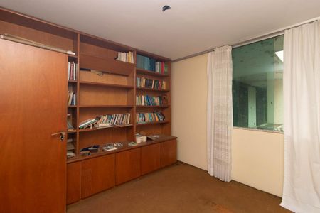 Casa para alugar com 2100m², 5 quartos e 11 vagasEscritório