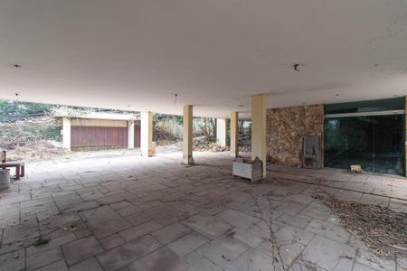 Casa para alugar com 2100m², 5 quartos e 11 vagasEntrada
