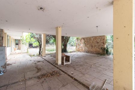 Casa para alugar com 2100m², 5 quartos e 11 vagasEntrada