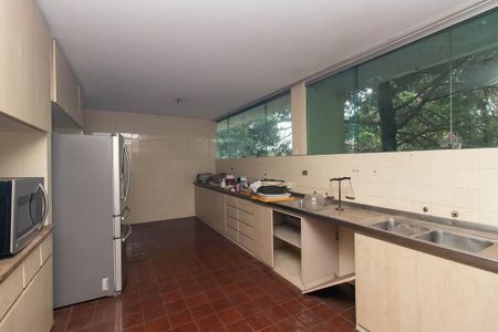 Casa para alugar com 2100m², 5 quartos e 11 vagasCozinha
