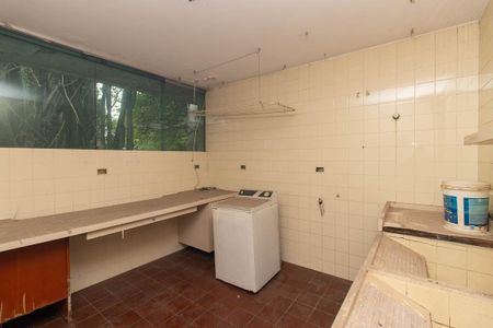Casa para alugar com 2100m², 5 quartos e 11 vagasÁrea de Serviço