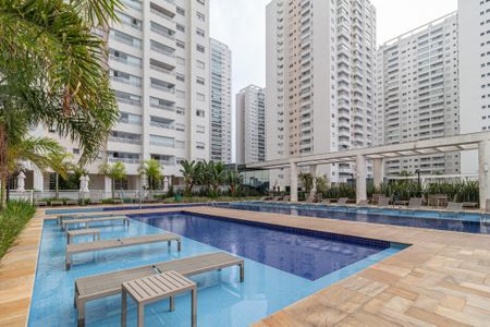 Apartamento para alugar com 120m², 2 quartos e 1 vaga
