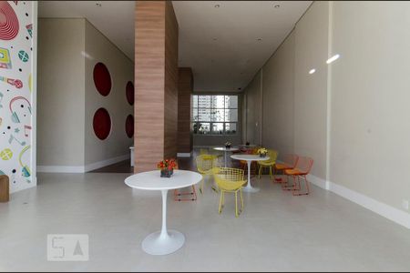 Apartamento para alugar com 120m², 2 quartos e 1 vaga Apartamento para alugar com 120m², 2 quartos e 1 vagaÁrea comum - Salão de Festas Infantil