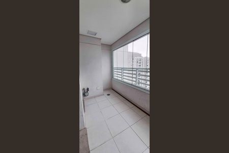 Apartamento para alugar com 120m², 2 quartos e 1 vaga Apartamento para alugar com 120m², 2 quartos e 1 vagaSacada