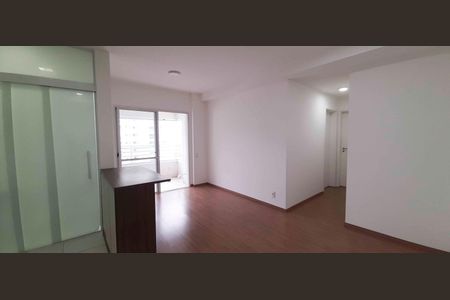 Apartamento para alugar com 120m², 2 quartos e 1 vaga
