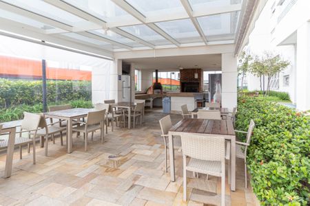 Apartamento para alugar com 120m², 2 quartos e 1 vaga Apartamento para alugar com 120m², 2 quartos e 1 vagaÁrea comum - Churrasqueira