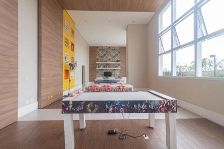 Apartamento para alugar com 120m², 2 quartos e 1 vaga Apartamento para alugar com 120m², 2 quartos e 1 vagaSala de Jogos