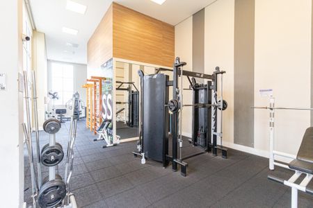 Apartamento para alugar com 120m², 2 quartos e 1 vaga Apartamento para alugar com 120m², 2 quartos e 1 vagaÁrea comum - Academia