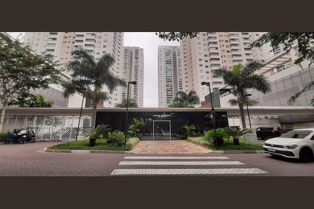 Apartamento para alugar com 120m², 2 quartos e 1 vaga Apartamento para alugar com 120m², 2 quartos e 1 vagaFachada e portaria