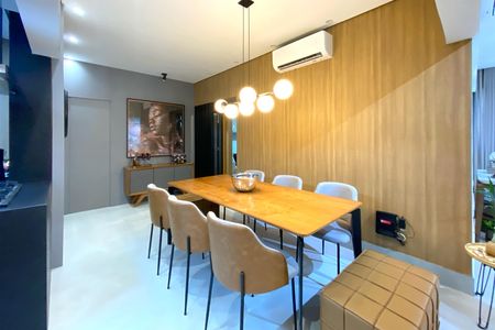 Apartamento à venda com 126m², 4 quartos e 1 vaga Apartamento à venda com 126m², 4 quartos e 1 vagaSala de jantar