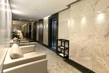 Apartamento à venda com 126m², 4 quartos e 1 vaga Apartamento à venda com 126m², 4 quartos e 1 vagaÁrea comum