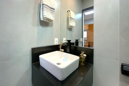 Apartamento à venda com 126m², 4 quartos e 1 vaga Apartamento à venda com 126m², 4 quartos e 1 vagaBanheiro