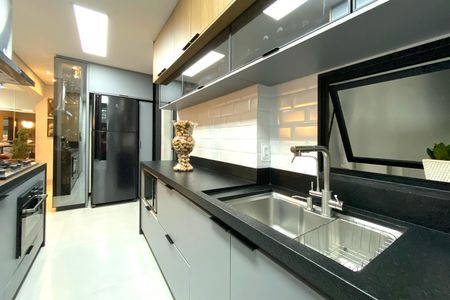 Apartamento à venda com 126m², 4 quartos e 1 vaga Apartamento à venda com 126m², 4 quartos e 1 vagaCozinha