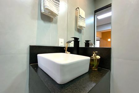 Apartamento à venda com 126m², 4 quartos e 1 vaga Apartamento à venda com 126m², 4 quartos e 1 vagaBanheiro
