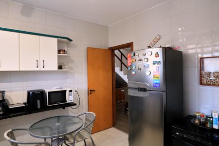 Apartamento à venda com 199m², 3 quartos e 2 vagas Apartamento à venda com 199m², 3 quartos e 2 vagasCozinha