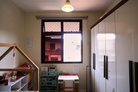 Apartamento à venda com 199m², 3 quartos e 2 vagas Apartamento à venda com 199m², 3 quartos e 2 vagasQuarto 1