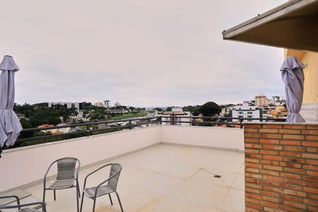 Apartamento à venda com 199m², 3 quartos e 2 vagas Apartamento à venda com 199m², 3 quartos e 2 vagasCobertura